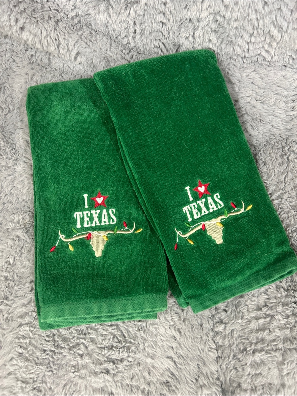 St. Nicholas Square Green "I ♥ Texas" Hand Towels (Set of 2)